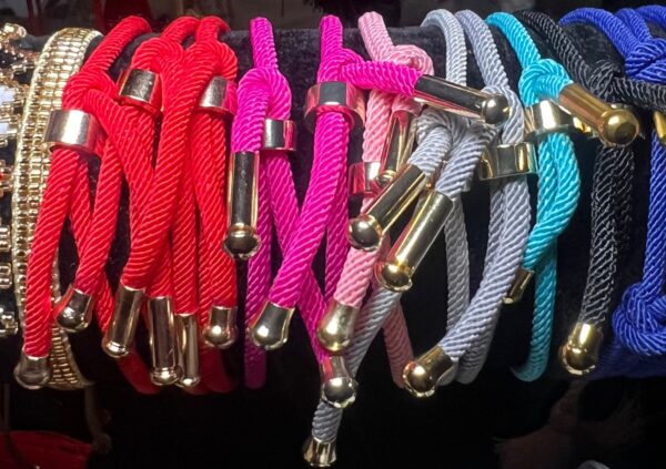 Hilos bracelet